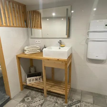 D'hotes La Voute Bed & Breakfast 3*