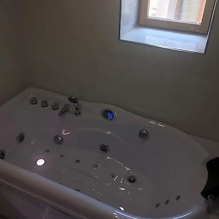 D'hotes La Voute 3* Volonne