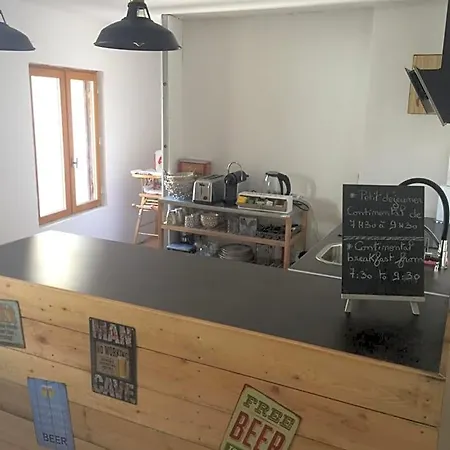 D'hotes La Voute Bed & Breakfast Volonne