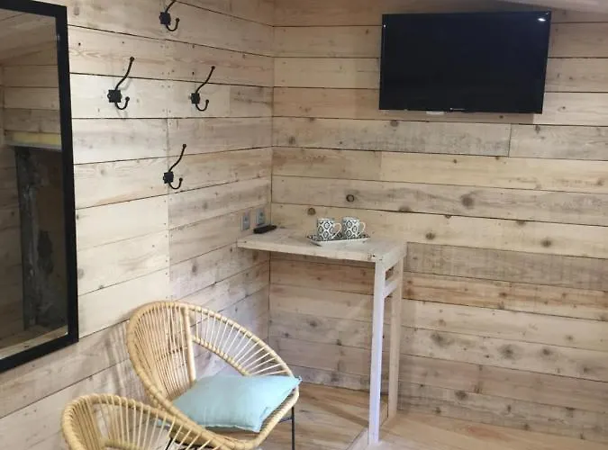 D'hotes La Voute Bed & Breakfast 3*